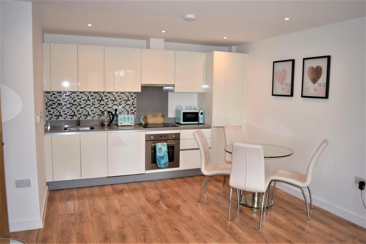 אנפילד Urban Gem Apartment- Free Parking מראה חיצוני תמונה